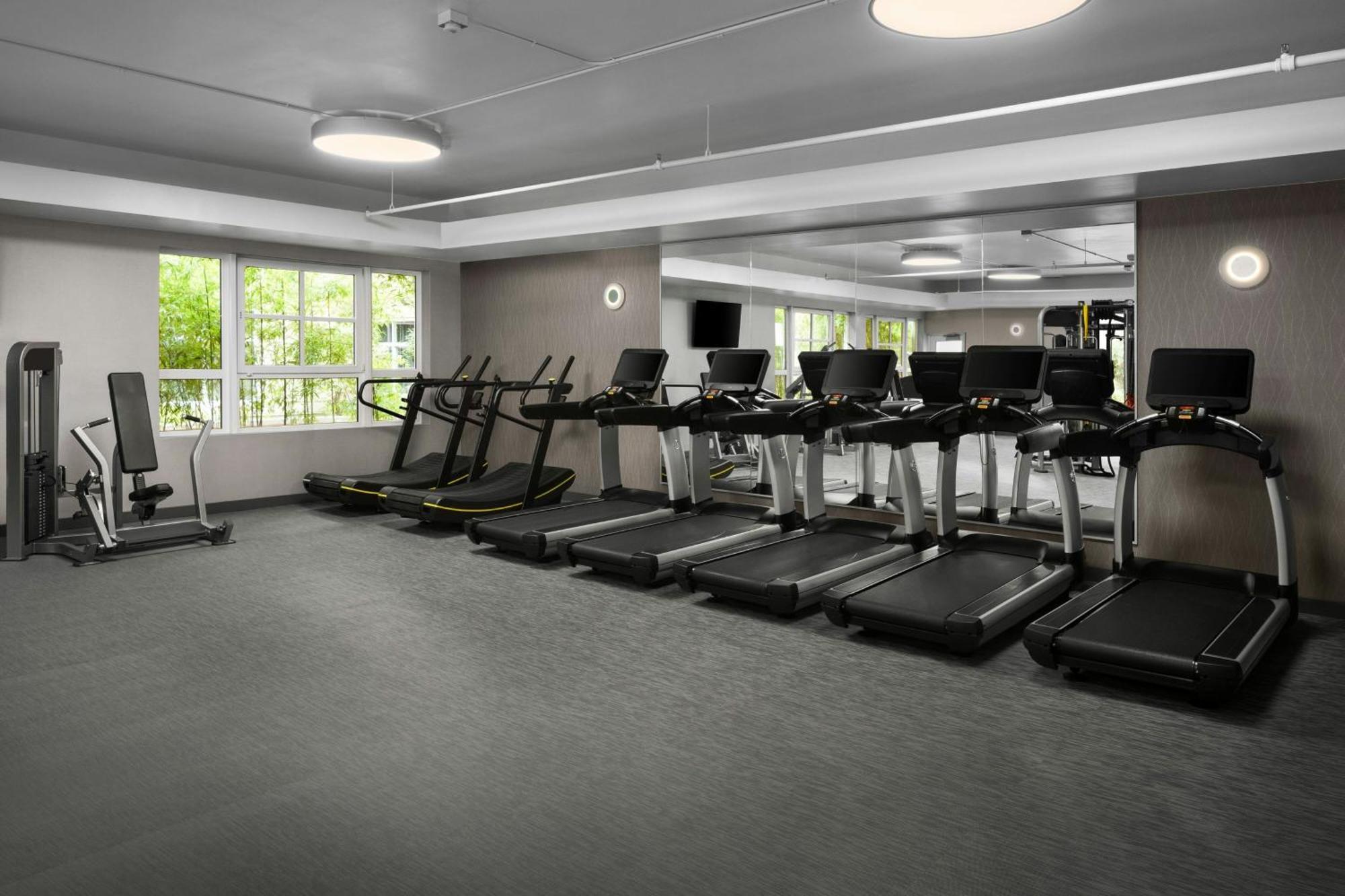 Отель Courtyard By Marriott Seattle Bellevue/Downtown Экстерьер фото
